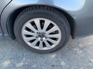 Volvo V50 2,4   5 válec , R.v. 2004 2004