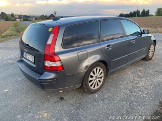 Volvo V50 2,4   5 válec , R.v. 2004 2004