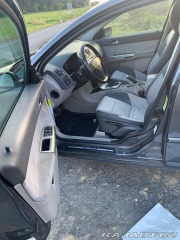 Volvo V50 2,4   5 válec , R.v. 2004 2004