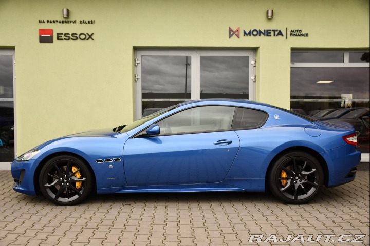 Maserati GranTurismo SPORT 4.7 V8 MC CARBON ČR 2016