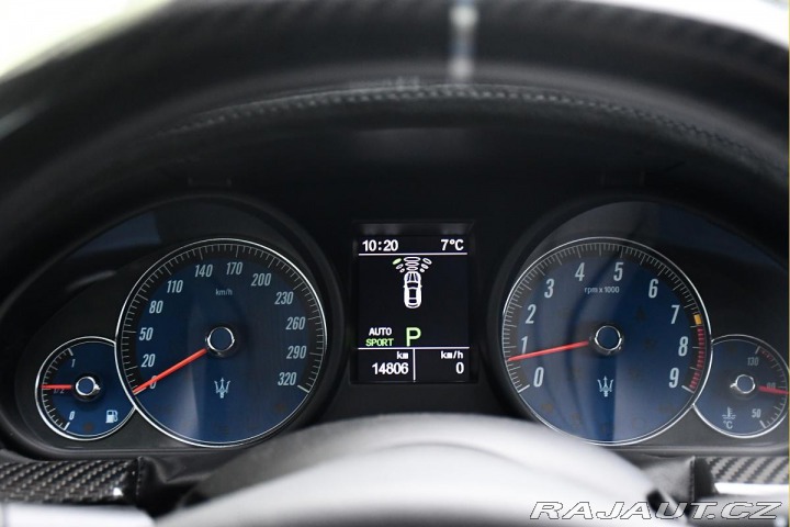 Maserati GranTurismo SPORT 4.7 V8 MC CARBON ČR 2016