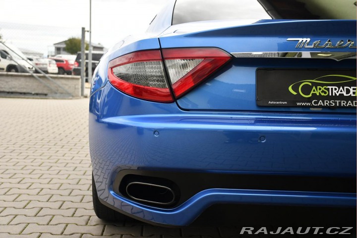 Maserati GranTurismo SPORT 4.7 V8 MC CARBON ČR 2016