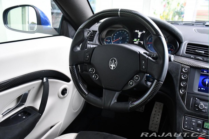 Maserati GranTurismo SPORT 4.7 V8 MC CARBON ČR 2016