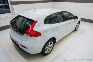 Volvo V40 D2 el. sedadla, kůže, xen 2014