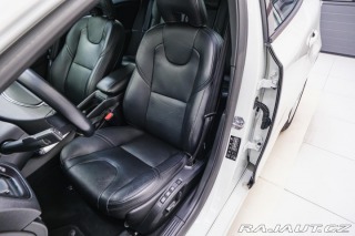 Volvo V40 D2 el. sedadla, kůže, xen 2014