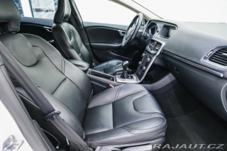 Volvo V40 D2 el. sedadla, kůže, xen 2014