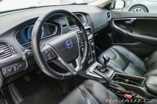 Volvo V40 D2 el. sedadla, kůže, xen 2014