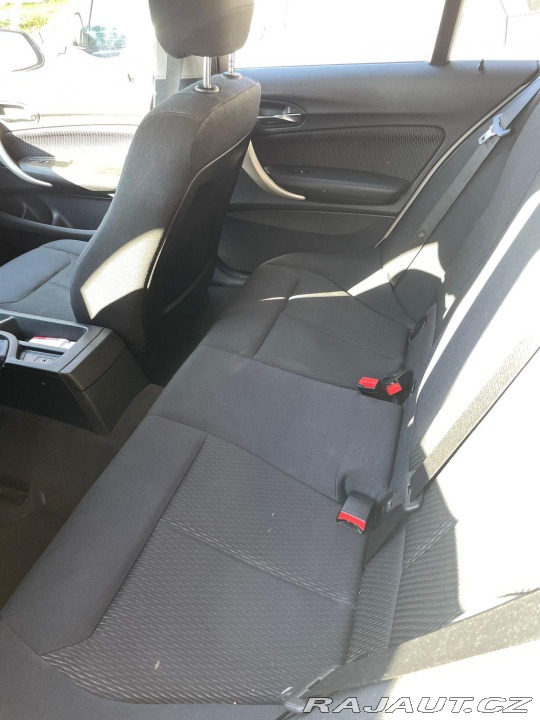 BMW 1 114i, KLIMA, ZIMNÍ PNEU 2012