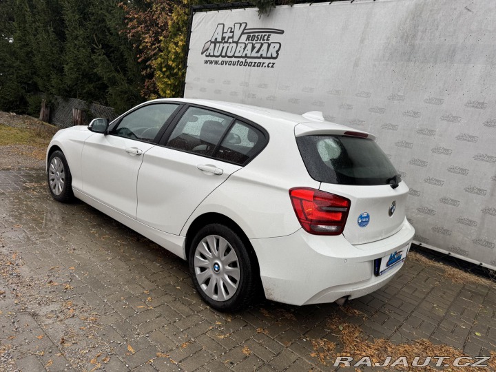 BMW 1 114i, KLIMA, ZIMNÍ PNEU 2012