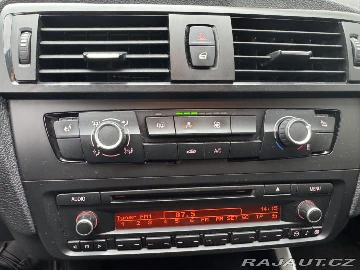 BMW 1 114i, KLIMA, ZIMNÍ PNEU 2012