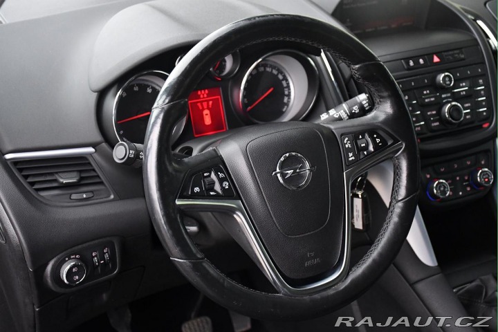 Opel Zafira TOURER 1.4T PO ROZVODECH 2015