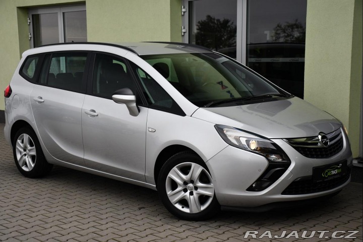 Opel Zafira TOURER 1.4T PO ROZVODECH 2015