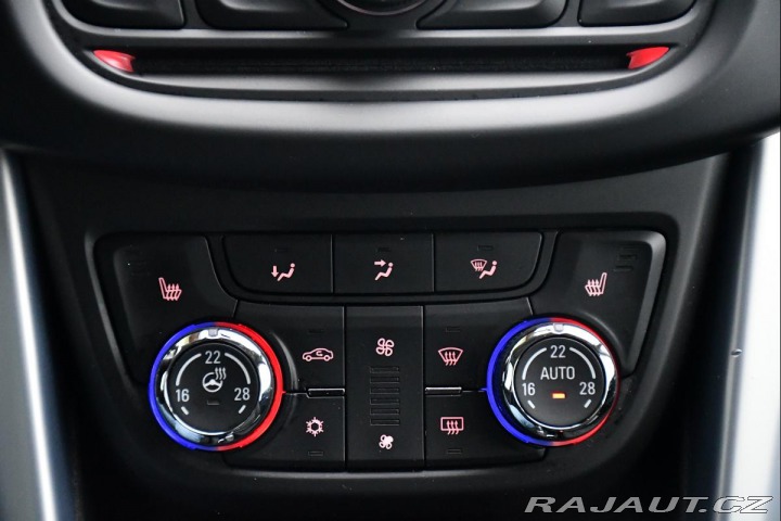 Opel Zafira TOURER 1.4T PO ROZVODECH 2015