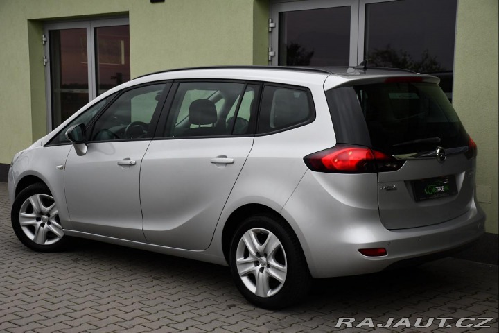 Opel Zafira TOURER 1.4T PO ROZVODECH 2015