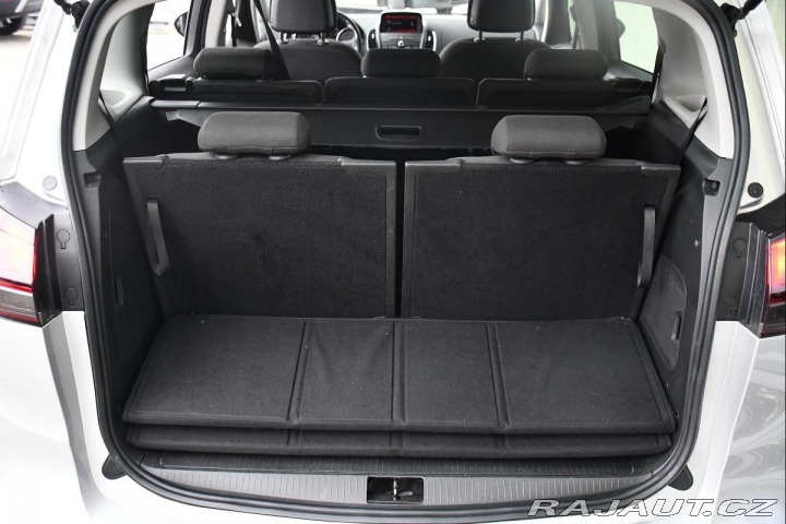 Opel Zafira TOURER 1.4T PO ROZVODECH 2015