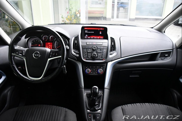 Opel Zafira TOURER 1.4T PO ROZVODECH 2015