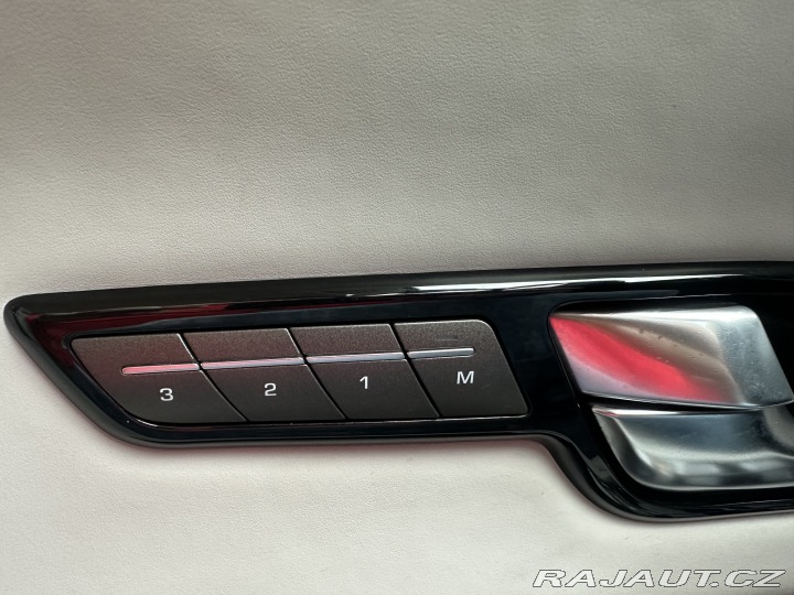 Land Rover Range Rover Evoque 2.0 TD4 132kW/4x4/Navi/1M 2016