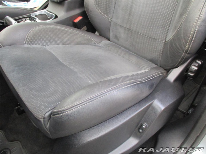 Ford S-MAX 2,2 TDCi 129kw TITANIUM T 2010