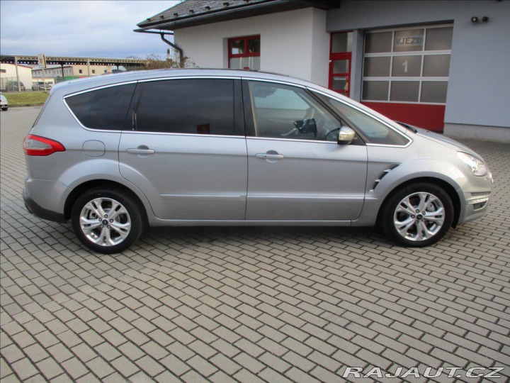Ford S-MAX 2,2 TDCi 129kw TITANIUM T 2010
