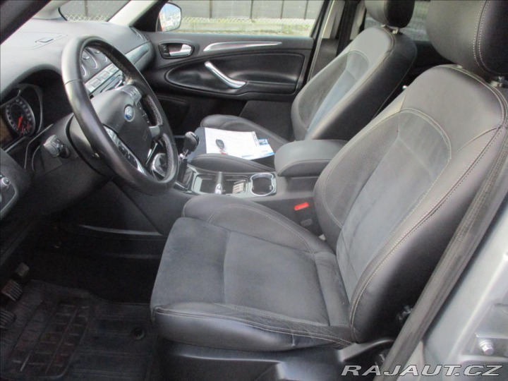 Ford S-MAX 2,2 TDCi 129kw TITANIUM T 2010