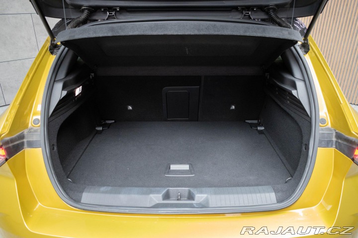 Opel Astra 1.2 TURBO*ULTIMATE*ZÁRUKA 2022