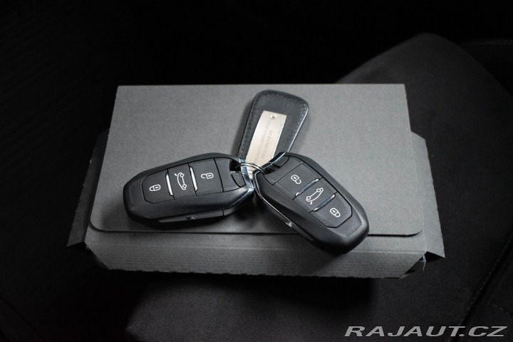 Opel Astra 1.2 TURBO*ULTIMATE*ZÁRUKA 2022