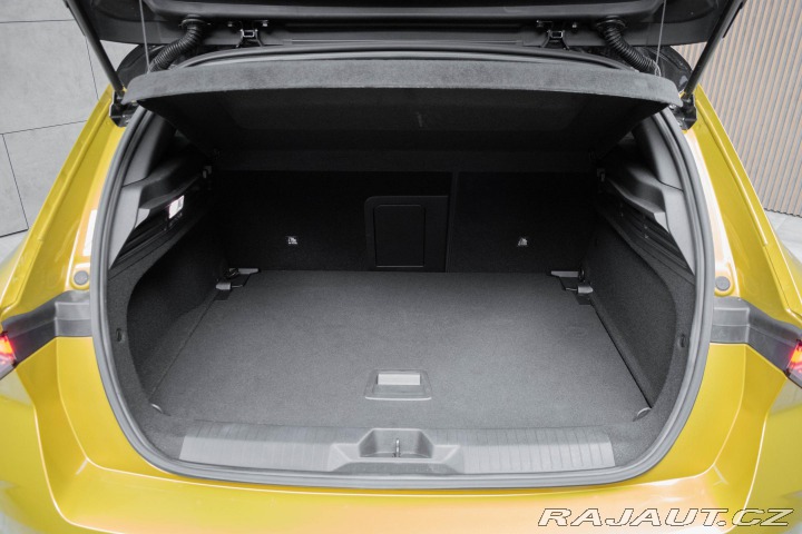 Opel Astra 1.2 TURBO*ULTIMATE*ZÁRUKA 2022