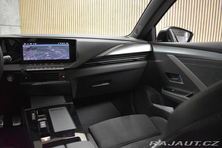 Opel Astra 1.2 TURBO*REZERVACE* 2022