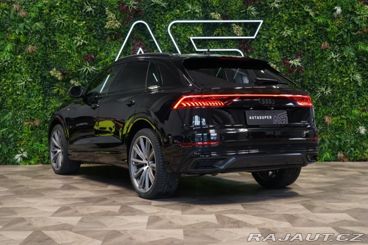 Audi Q8 50 TDI*S-LINE*VZDUCH*NEZ. 2023