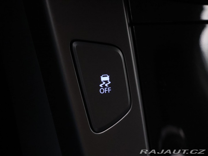 Hyundai i40 1,6 GDI Serv. kniha Fifa 2013