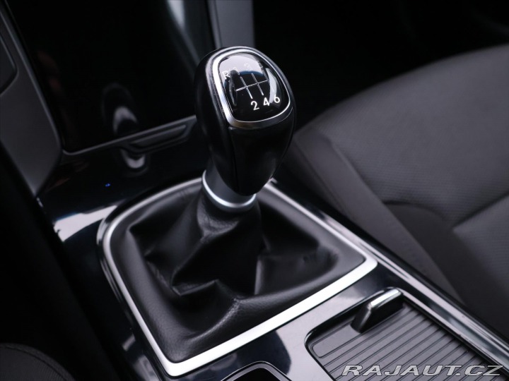 Hyundai i40 1,6 GDI Fifa edice Serv. 2013