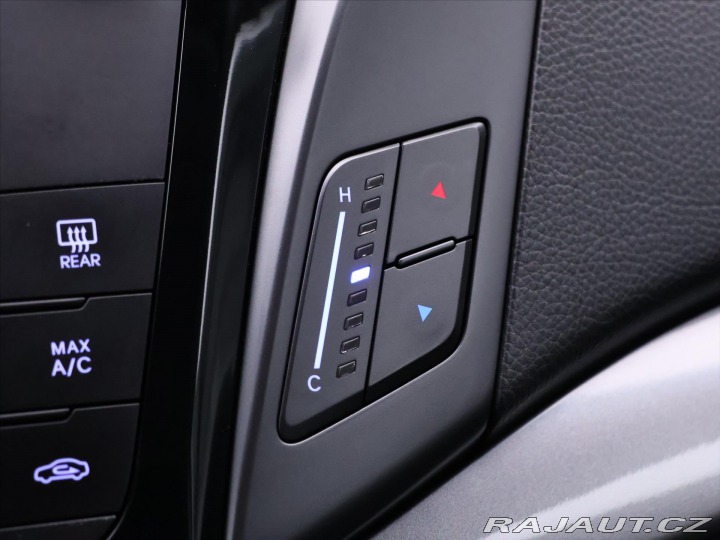 Hyundai i40 1,5 GDI Fifa edice Serv. 2013