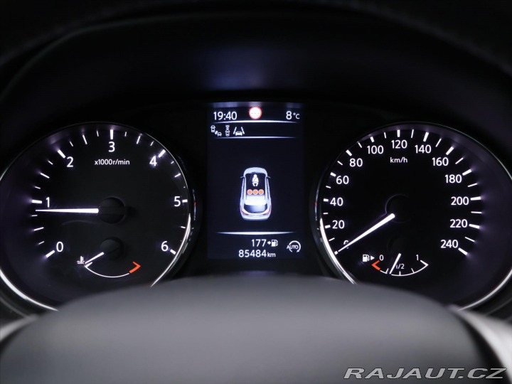 Nissan Qashqai 1,5 dCi 81kW TeknaTažné C 2015