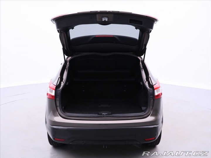 Nissan Qashqai 1,5 dCi 81kW TeknaTažné C 2015