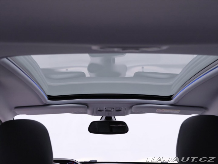 Peugeot 2008 1,2 PureTech 81kW Allure 2015