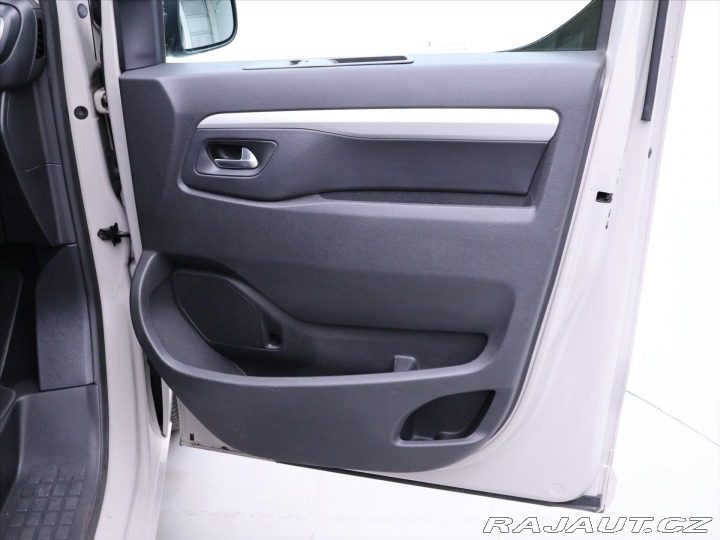 Peugeot Traveller 2,0 BlueHDI 130kW Allure 2019