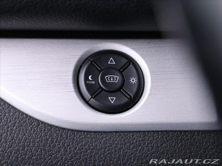 Peugeot Traveller 2,0 BlueHDI 130kW Allure 2019