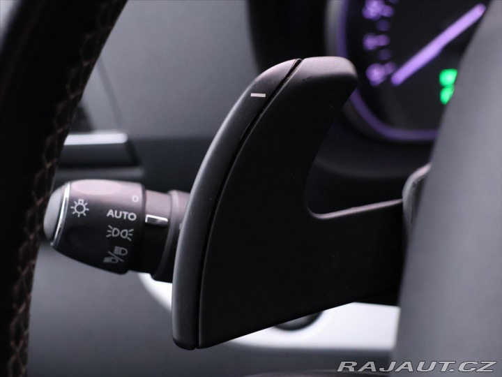 Peugeot Traveller 2,0 BlueHDI 130kW Allure 2019