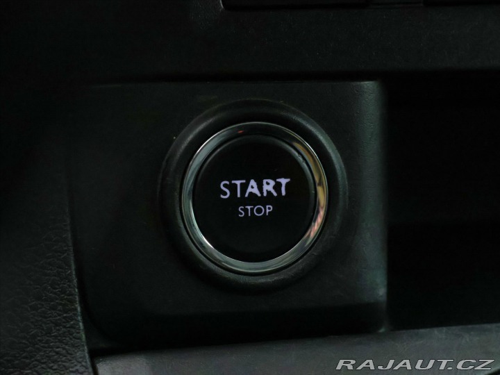 Peugeot Traveller 2,0 BlueHDI 130kW Allure 2019