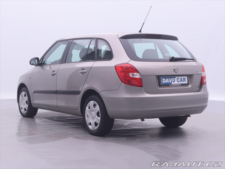 Škoda Fabia 1,4 16V 63kW Ambiente CZ 2009
