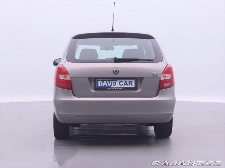 Škoda Fabia 1,4 16V 63kW Ambiente CZ 2009