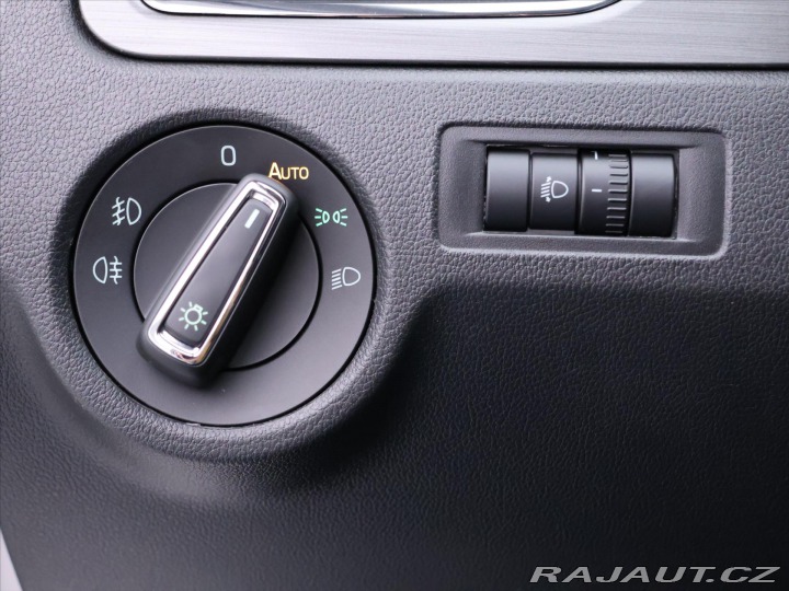 Škoda Rapid 1,0 TSI 81kW CZ Style Xen 2019