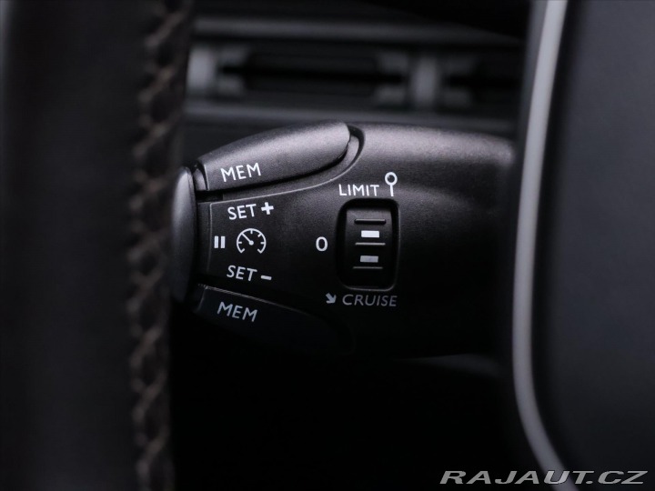 Peugeot 3008 1,2 PT 96kW Allure Navi 1 2017