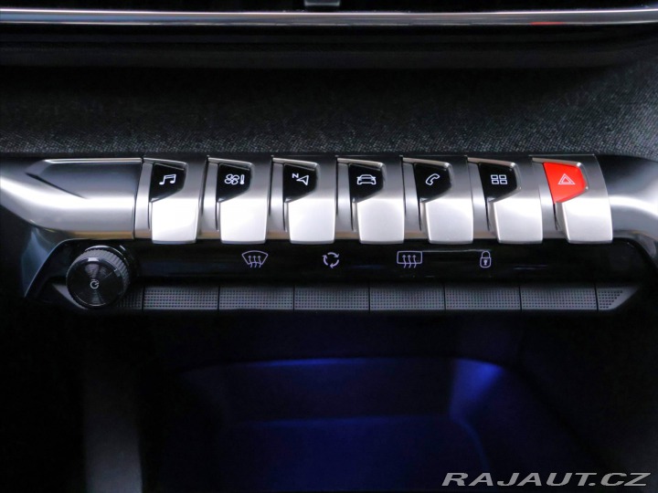 Peugeot 3008 1,2 PT 96kW Allure Navi 1 2017