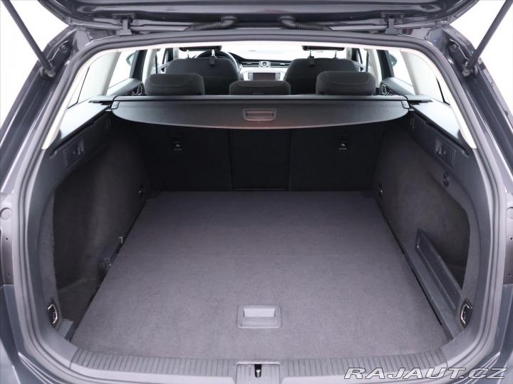 Volkswagen Passat 2,0 TDI 110kW DSG Panoram 2015