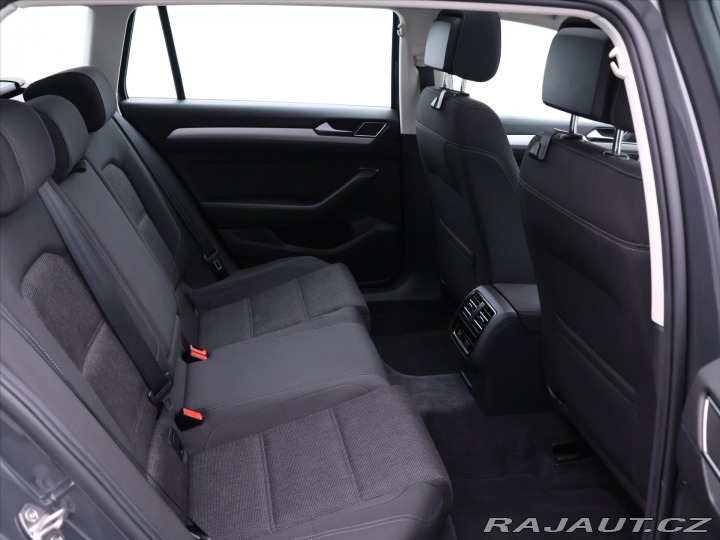 Volkswagen Passat 2,0 TDI 110kW DSG Panoram 2015