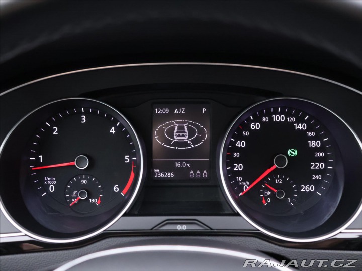 Volkswagen Passat 2,0 TDI 110kW DSG Panoram 2015