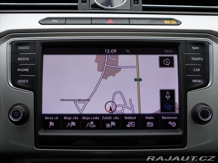 Volkswagen Passat 2,0 TDI 110kW DSG Panoram 2015