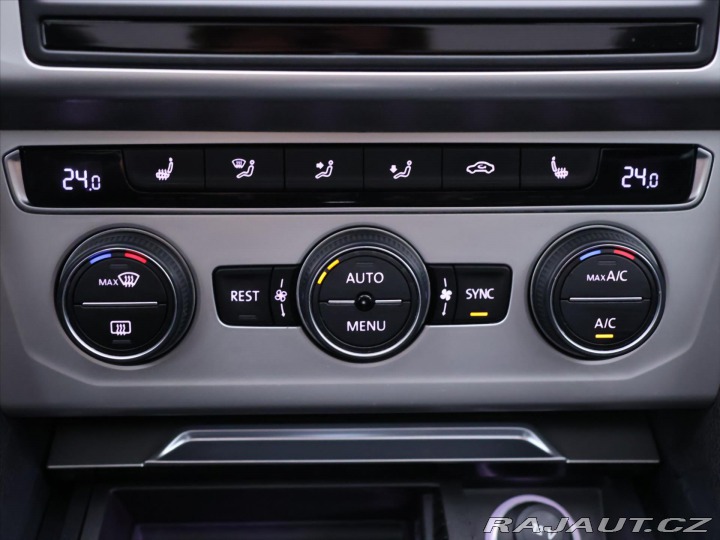 Volkswagen Passat 2,0 TDI 110kW DSG Panoram 2015