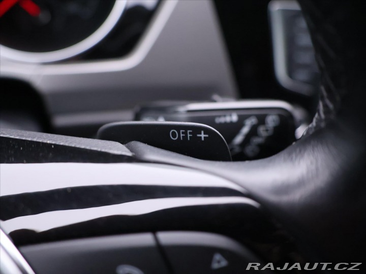 Volkswagen Touran 2,0 TDI 110 kW DSG 1. Maj 2016